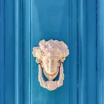 Twentyseven Close To Seafront * Σλιέμα