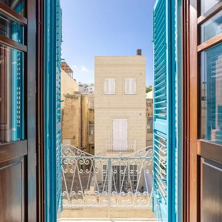 Twentyseven Close To Seafront Appartement