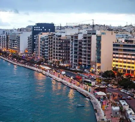 Appartamento Stylish Loft With Balcony With 2 Min To Beach&cafés *