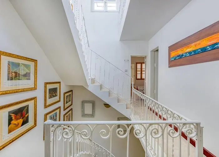 Twentyseven Close To Seafront Sliema